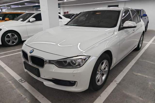 Used BMW 3 Series 2015 320i Luxury Line Stylish Edition
