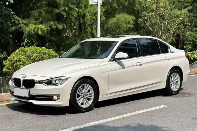 Used BMW 3 Series 2015 320Li Luxury Edition Fashion Model Guazi used car, China used car export, Used car for sale, Used  cars, Cheapest cars for sale