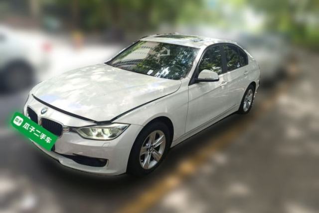 Used BMW 3 Series 2015 320i Luxury Line Stylish Edition