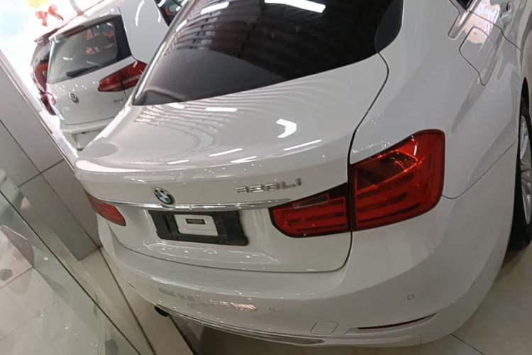 Used BMW 3 Series 2015 320Li Fashion Model Rear