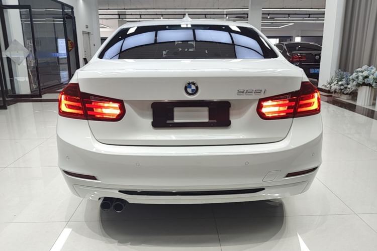 Used BMW 3 Series 2015 328i Sport Design Package Rear