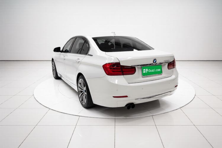 Used BMW 3 Series 2015 320Li Luxury Design Package Premium Edition Rear Left 45 Deg