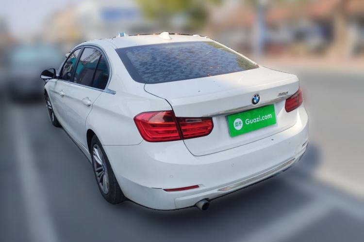 Used BMW 3 Series 2015 316Li Fashion Model Rear Left 45 Deg