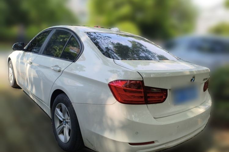 Used BMW 3 Series 2015 320i Active Edition Rear Left 45 Deg