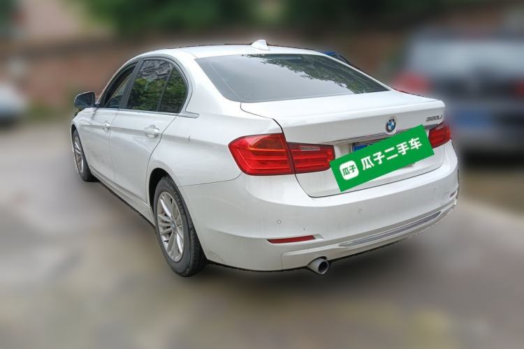 Used BMW 3 Series 2015 316Li Fashion Model Rear Left 45 Deg