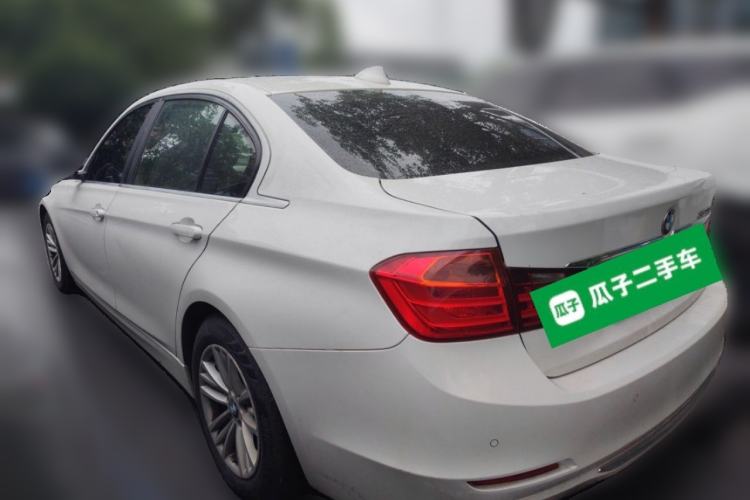Used BMW 3 Series 2015 316Li Fashion Model Rear Left 45 Deg