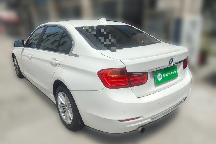Used BMW 3 Series 2015 316Li Fashion Model Rear Left 45 Deg