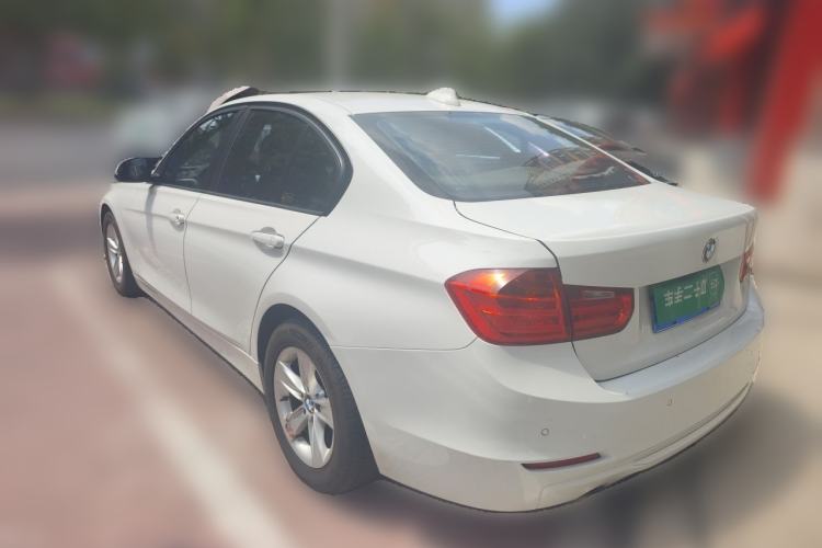 Used BMW 3 Series 2015 320i Luxury Line Stylish Edition Rear Left 45 Deg