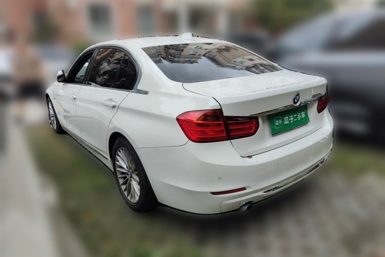 Used BMW 3 Series 2015 320Li Luxury Design Package Rear Left 45 Deg