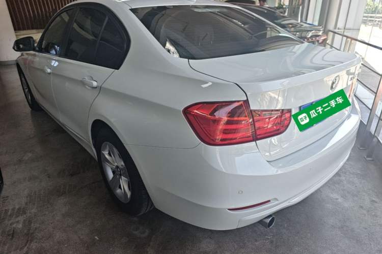 Used BMW 3 Series 2015 320i Fashion Model Rear Left 45 Deg