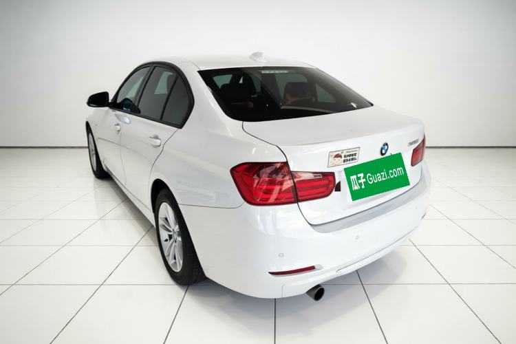 Used BMW 3 Series 2015 320i Fashion Model Rear Left 45 Deg