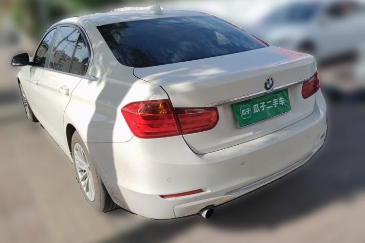 Used BMW 3 Series 2015 316Li Fashion Model Rear Left 45 Deg