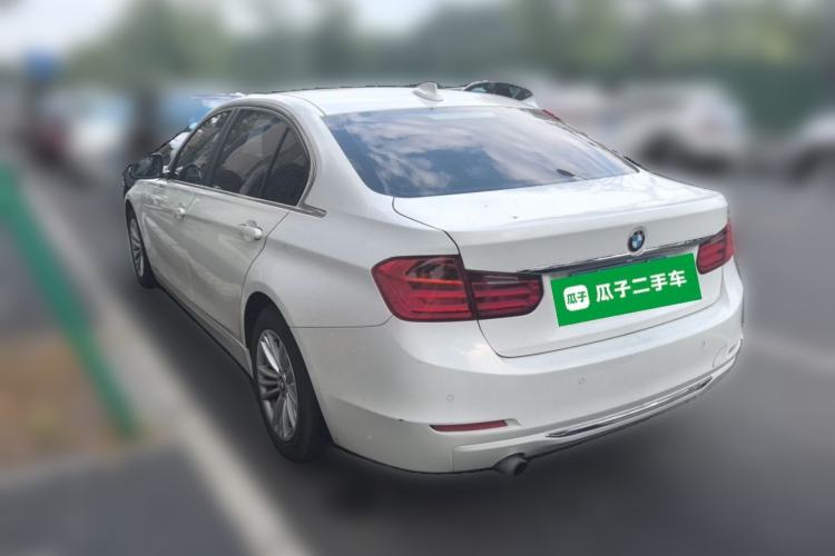 Used BMW 3 Series 2015 316Li Fashion Model Rear Left 45 Deg