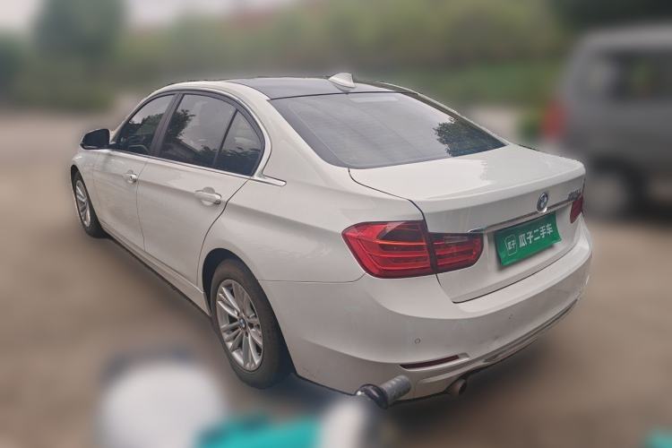 Used BMW 3 Series 2015 316Li Fashion Model Rear Left 45 Deg