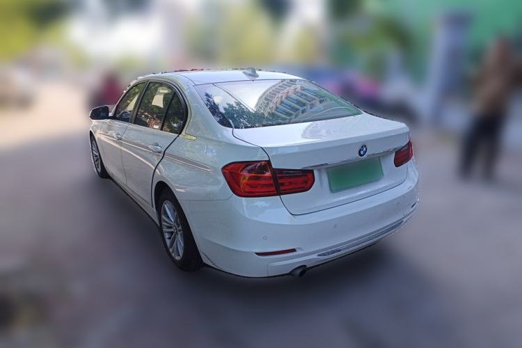 Used BMW 3 Series 2015 316Li Fashion Model Rear Left 45 Deg
