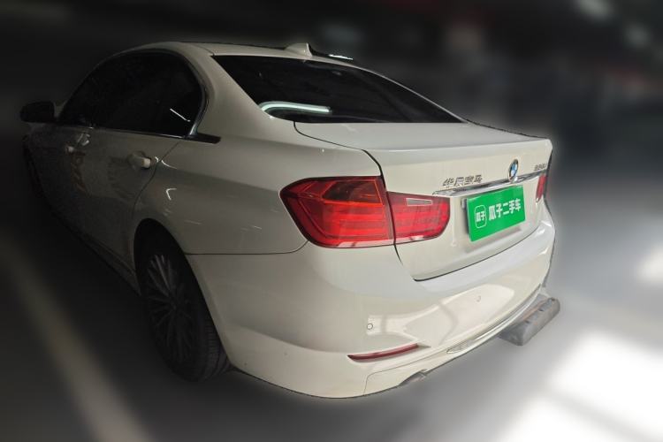 Used BMW 3 Series 2015 320Li Luxury Design Package Premium Edition Rear Left 45 Deg