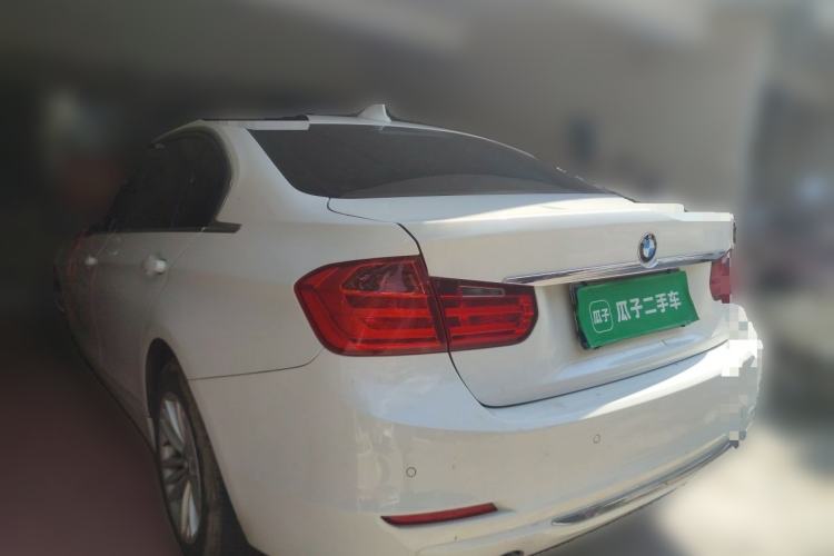 Used BMW 3 Series 2015 316Li Fashion Model Rear Left 45 Deg