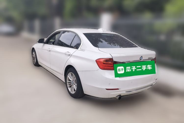 Used BMW 3 Series 2015 316Li Fashion Model Rear Left 45 Deg