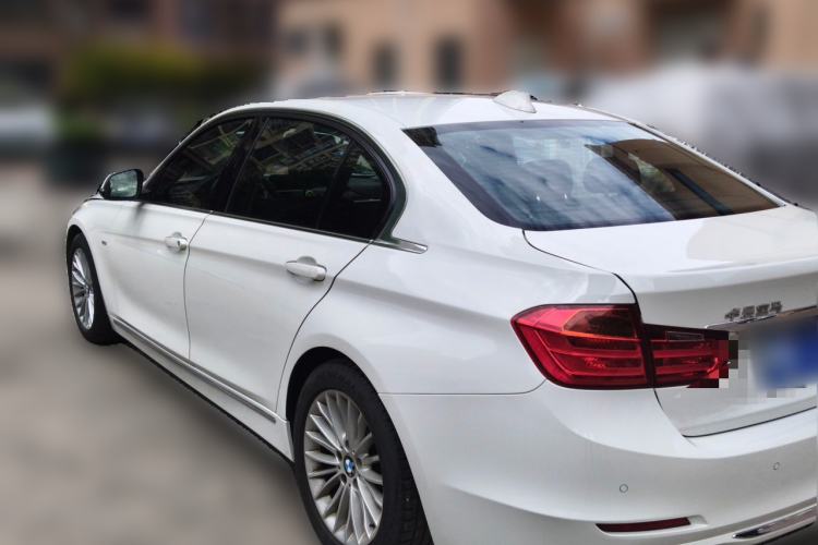Used BMW 3 Series 2015 320Li Luxury Design Package Rear Left 45 Deg