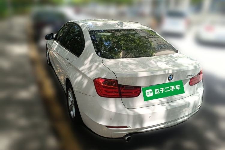 Used BMW 3 Series 2015 320i Luxury Line Stylish Edition Rear Left 45 Deg