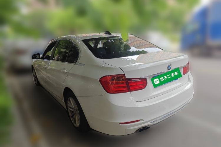Used BMW 3 Series 2015 316Li Fashion Model Rear Left 45 Deg