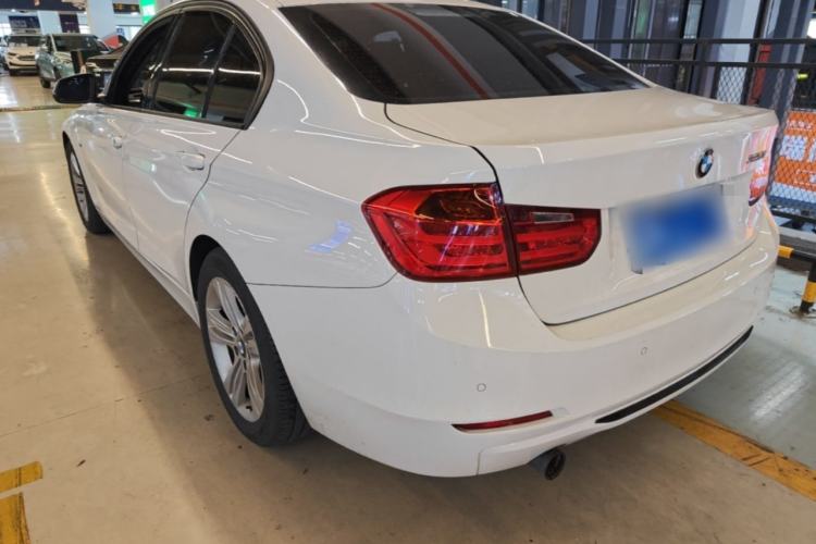 Used BMW 3 Series 2015 320i Sport Design Package Rear Left 45 Deg