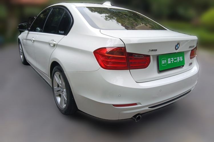 Used BMW 3 Series 2015 320i Luxury Edition Sports Design Package Rear Left 45 Deg