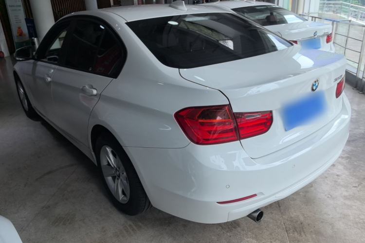 Used BMW 3 Series 2015 320i Fashion Model Rear Left 45 Deg