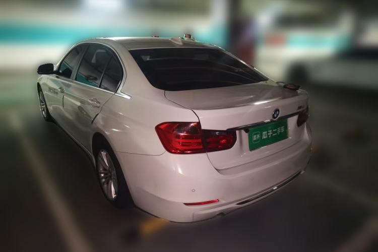 Used BMW 3 Series 2015 316Li Fashion Model Rear Left 45 Deg