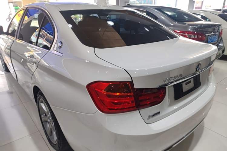 Used BMW 3 Series 2015 328Li xDrive Fashion Model Rear Left 45 Deg