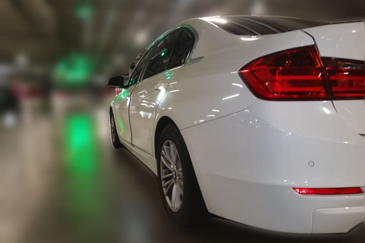 Used BMW 3 Series 2015 320Li Luxury Edition Fashion Model Rear Left 45 Deg