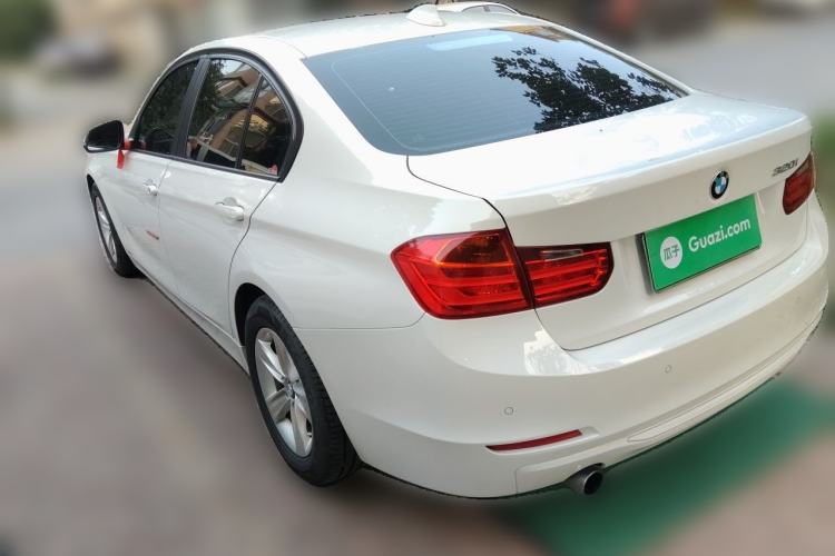 Used BMW 3 Series 2015 320i Fashion Model Rear Left 45 Deg
