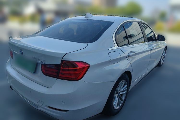 Used BMW 3 Series 2015 320Li Luxury Edition Fashion Model Rear Right 45 Deg