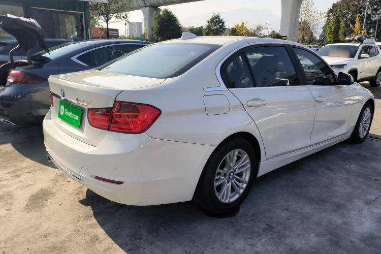 Used BMW 3 Series 2015 320Li Luxury Edition Fashion Model Rear Right 45 Deg