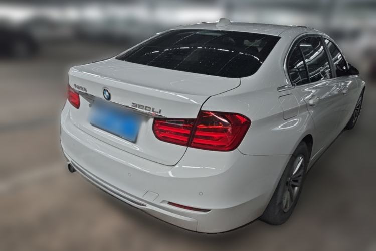 Used BMW 3 Series 2015 320Li Luxury Edition Fashion Model Rear Right 45 Deg