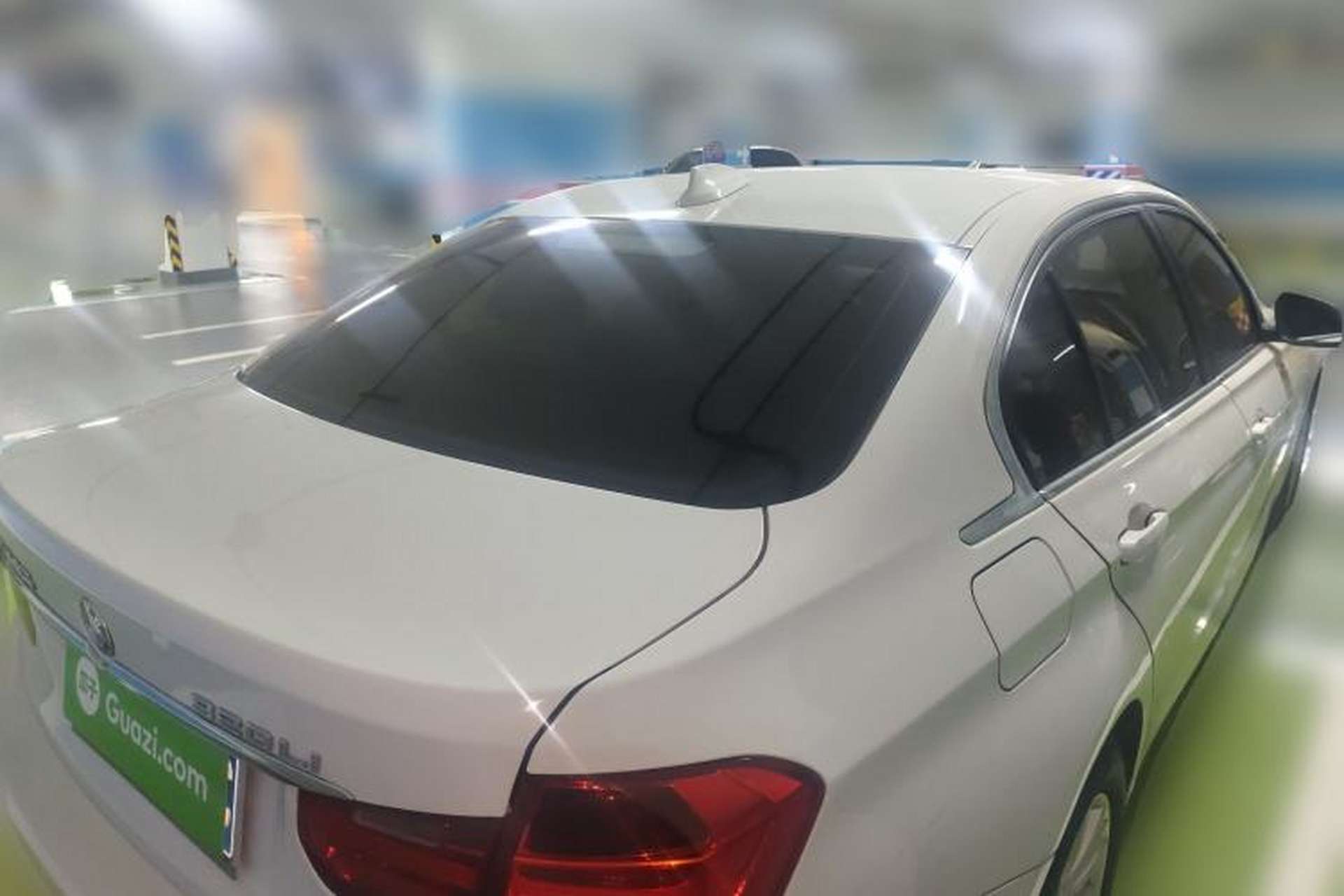 Used BMW 3 Series 2015 320Li Fashion Model Rear Right 45 Deg