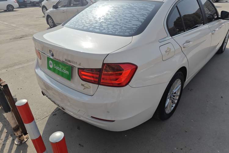 Used BMW 3 Series 2015 320Li Luxury Edition Fashion Model Rear Right 45 Deg