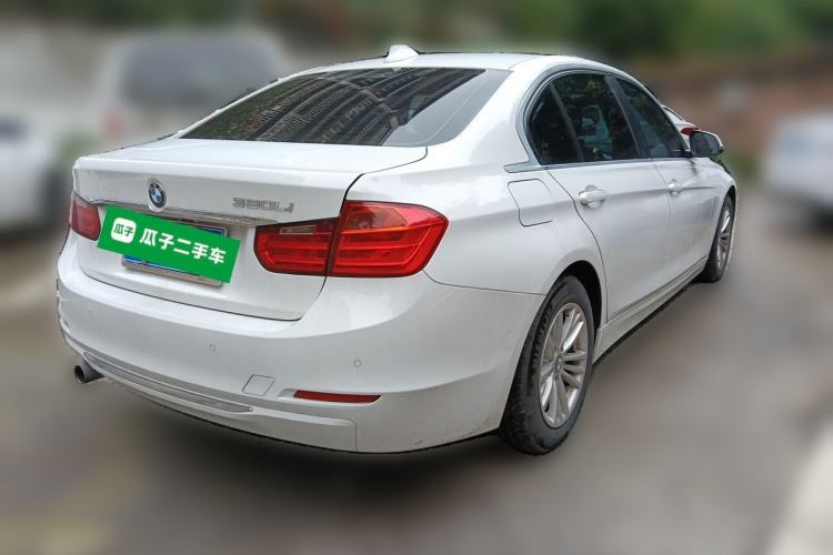 Used BMW 3 Series 2015 316Li Fashion Model Rear Right 45 Deg