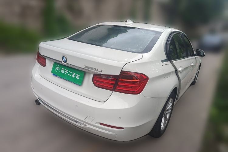 Used BMW 3 Series 2015 320Li Luxury Edition Fashion Model Rear Right 45 Deg