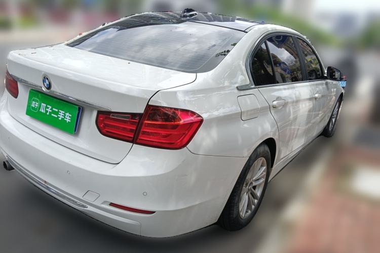 Used BMW 3 Series 2015 320Li Luxury Edition Fashion Model Rear Right 45 Deg