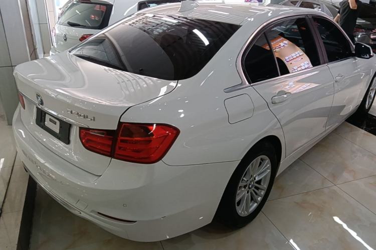 Used BMW 3 Series 2015 320Li Fashion Model Rear Right 45 Deg