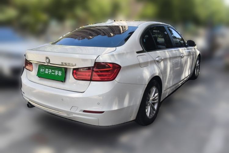 Used BMW 3 Series 2015 320Li Fashion Model Rear Right 45 Deg