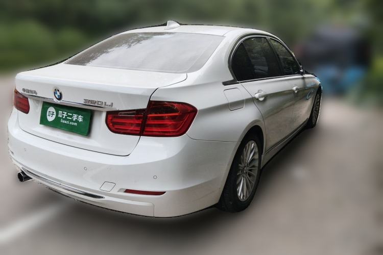 Used BMW 3 Series 2015 320Li Luxury Design Package Premium Edition Rear Right 45 Deg