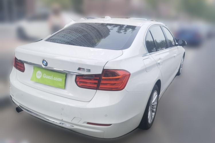 Used BMW 3 Series 2015 316Li Fashion Model Rear Right 45 Deg