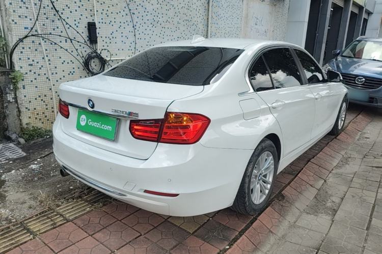 Used BMW 3 Series 2015 320Li Luxury Edition Fashion Model Rear Right 45 Deg