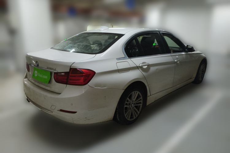 Used BMW 3 Series 2015 316Li Fashion Model Rear Right 45 Deg