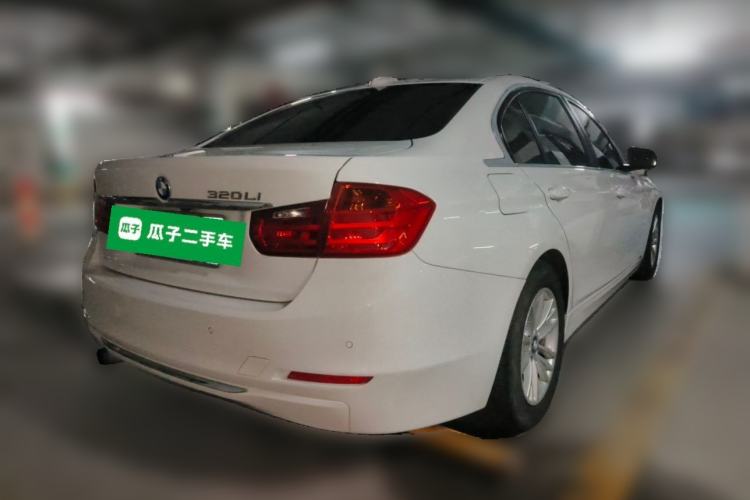 Used BMW 3 Series 2015 320Li Luxury Edition Fashion Model Rear Right 45 Deg