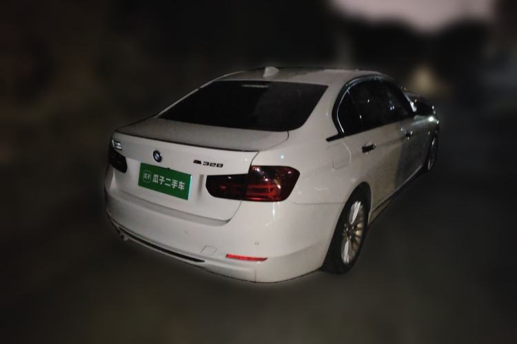 Used BMW 3 Series 2015 328Li Luxury Design Package Rear Right 45 Deg