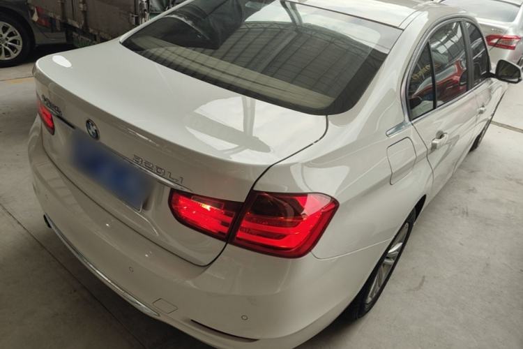 Used BMW 3 Series 2015 320Li Luxury Edition Fashion Model Rear Right 45 Deg