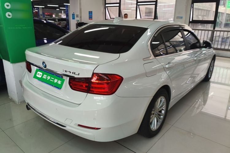 Used BMW 3 Series 2015 320Li Luxury Edition Fashion Model Rear Right 45 Deg